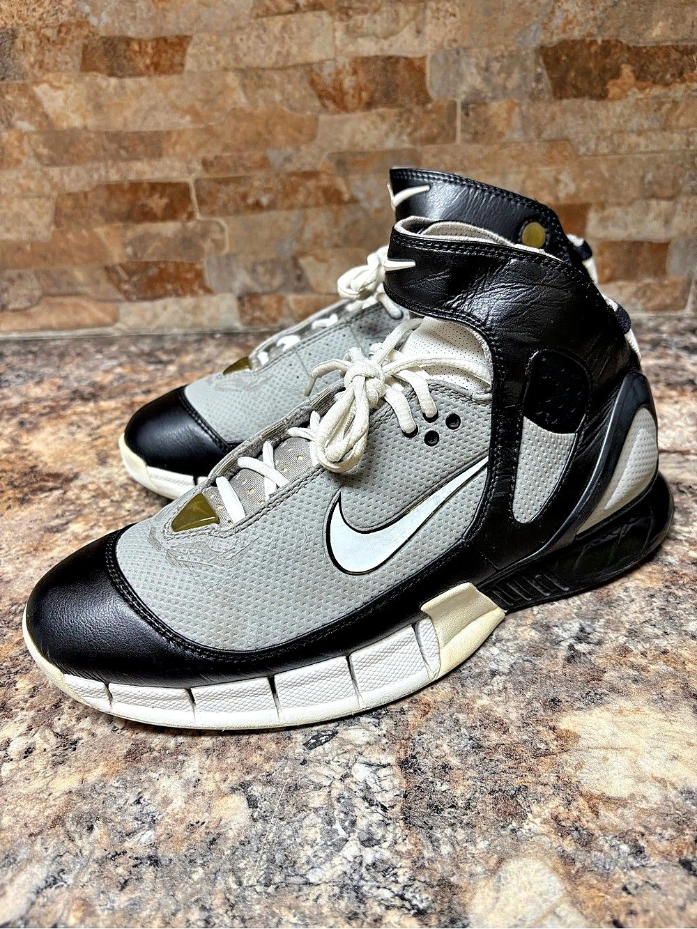 Nike Air Zoom Huarache 2K5 KOBE Black Gray 310850-012 Size 8